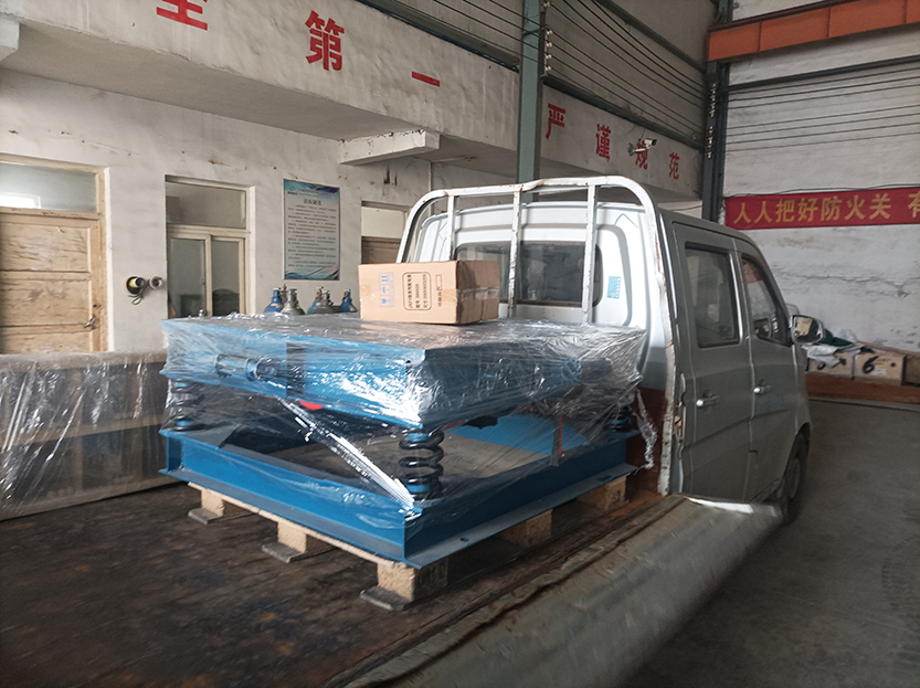 振动平台加控制柜发货