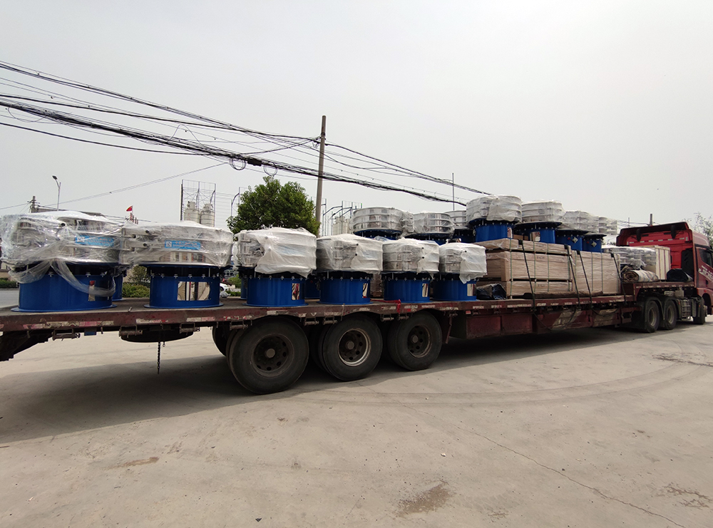 福建某杉超声波发货，38台1200-2s不锈钢防爆超声波振动筛