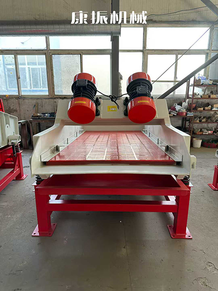 脱水振动筛主打一个中国红