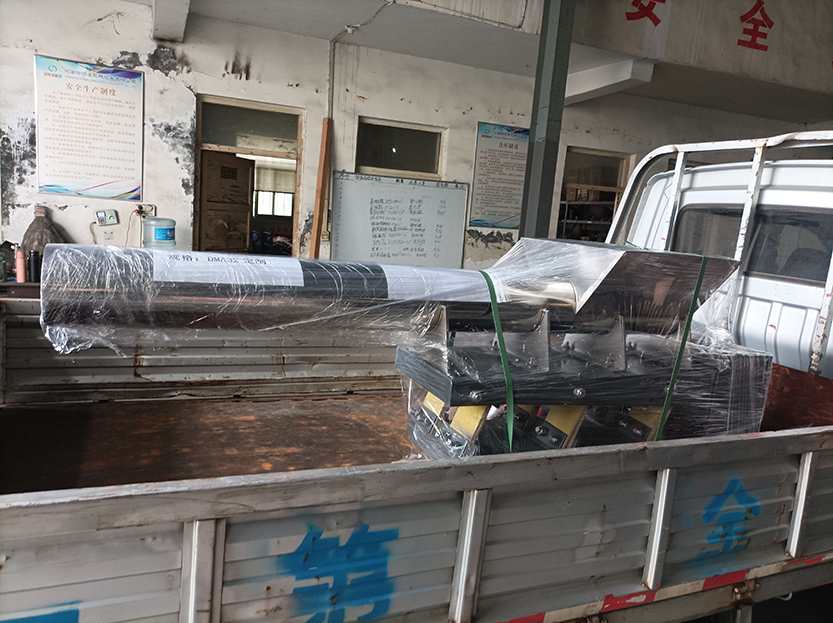 电磁给料机发货