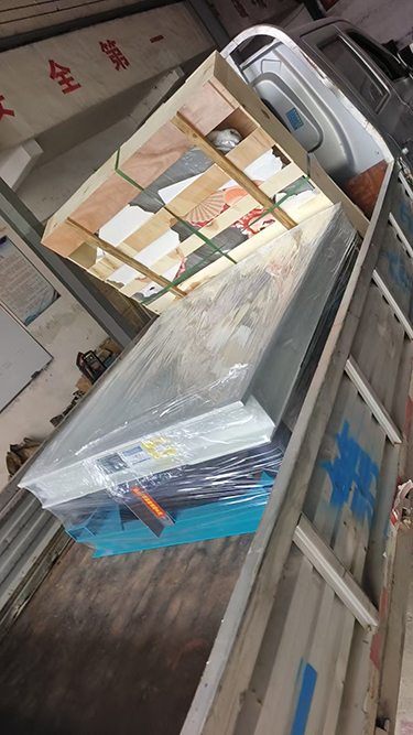 振动平台、网架发货