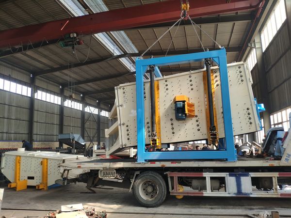 江苏的刘经理订购的康振机械振动筛设备