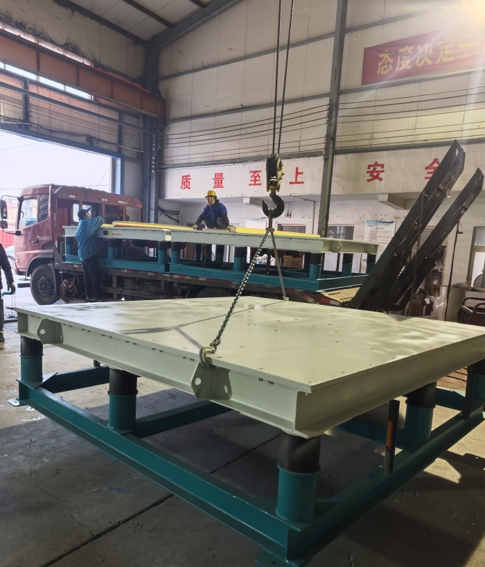 客户定制第二批振动平台发货