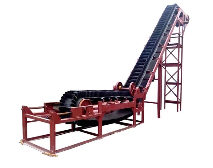 大倾角输送机